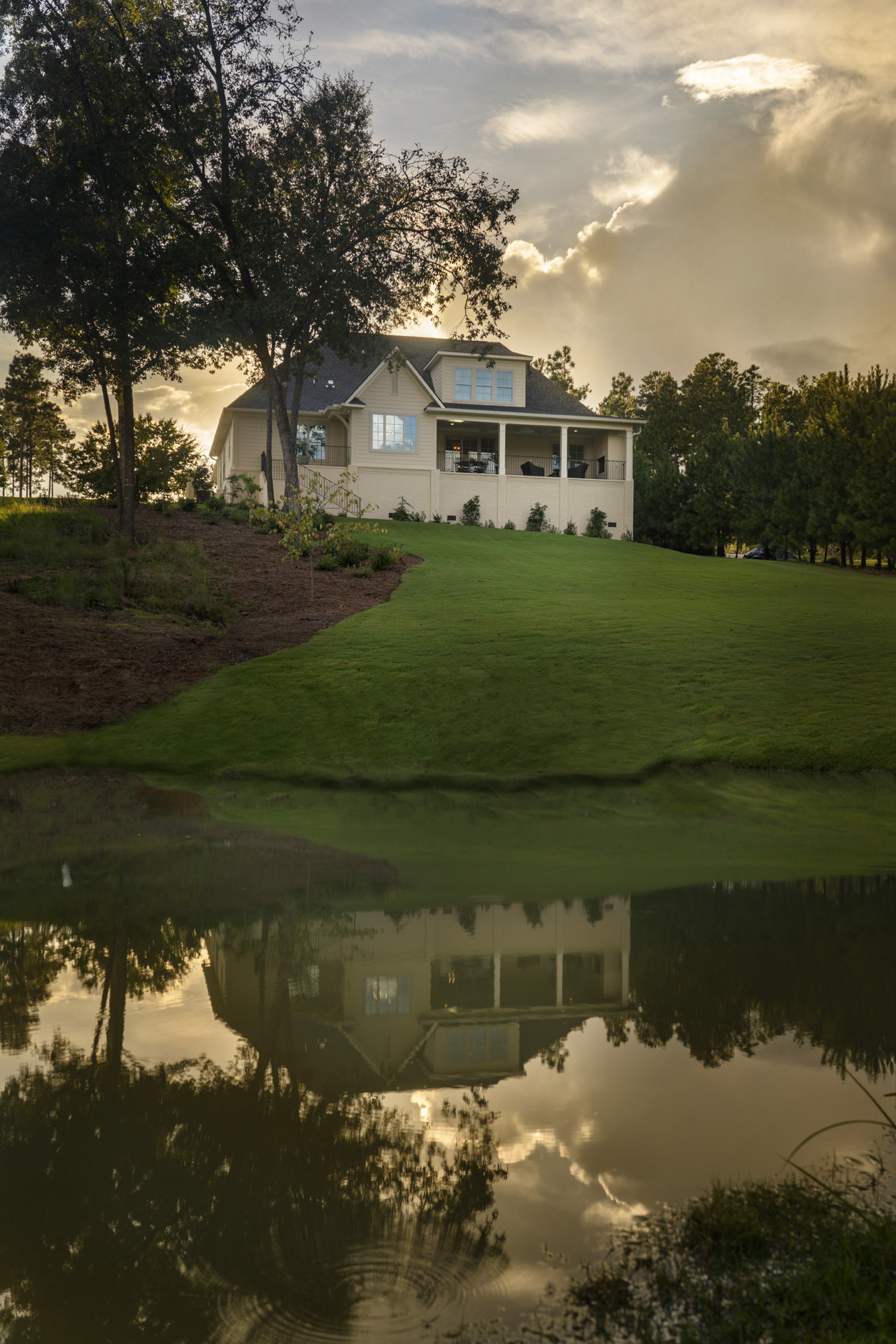 woodsidecommunities.com